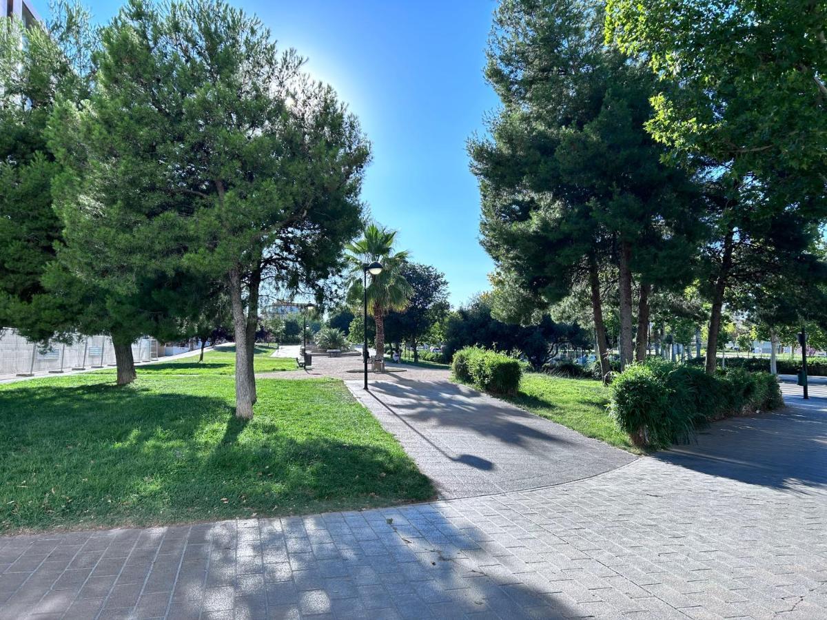 Juncal Bonito Loft, 110 M2 Appartement Zaragoza Buitenkant foto